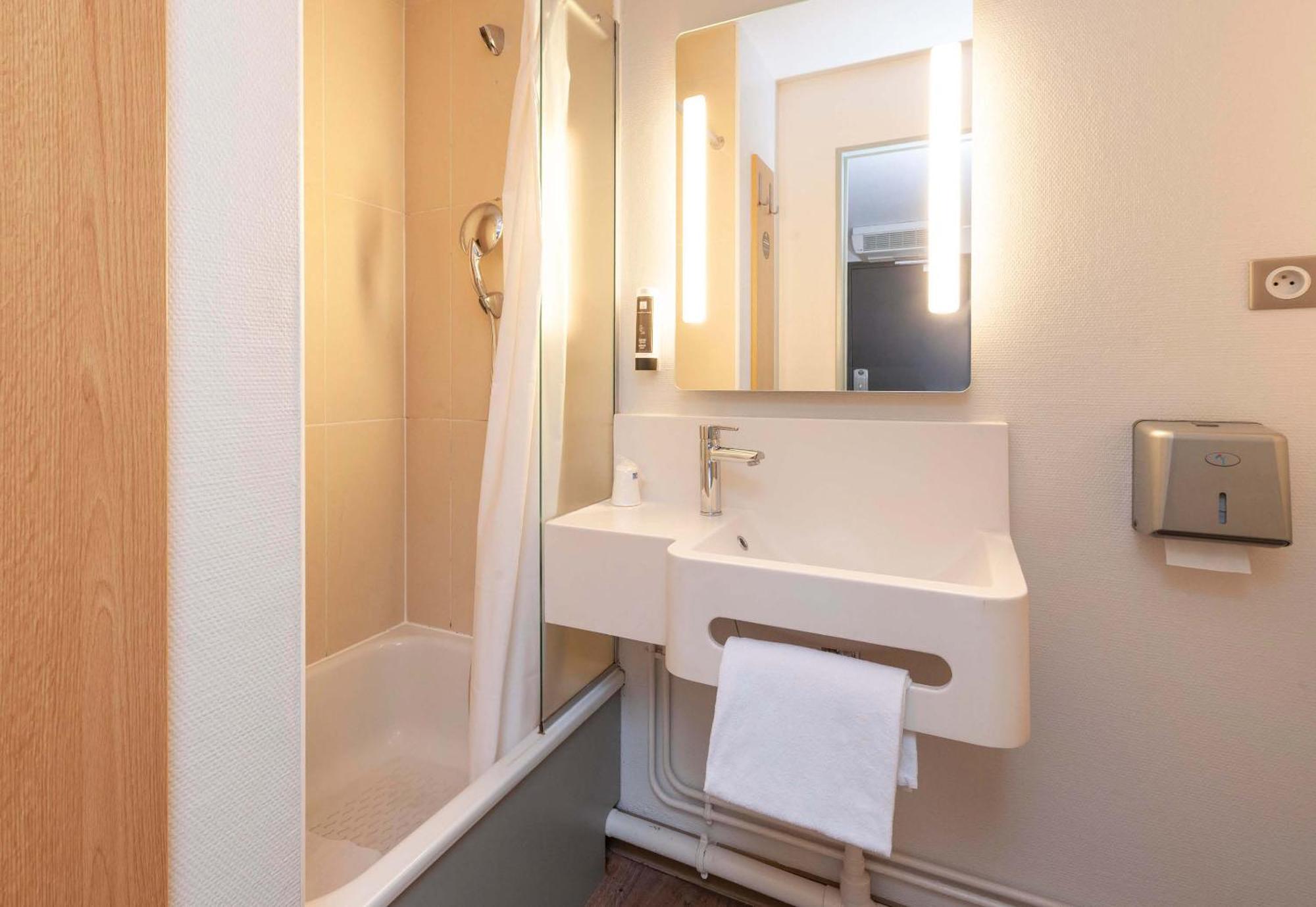B&B Hotel Bayonne Kültér fotó