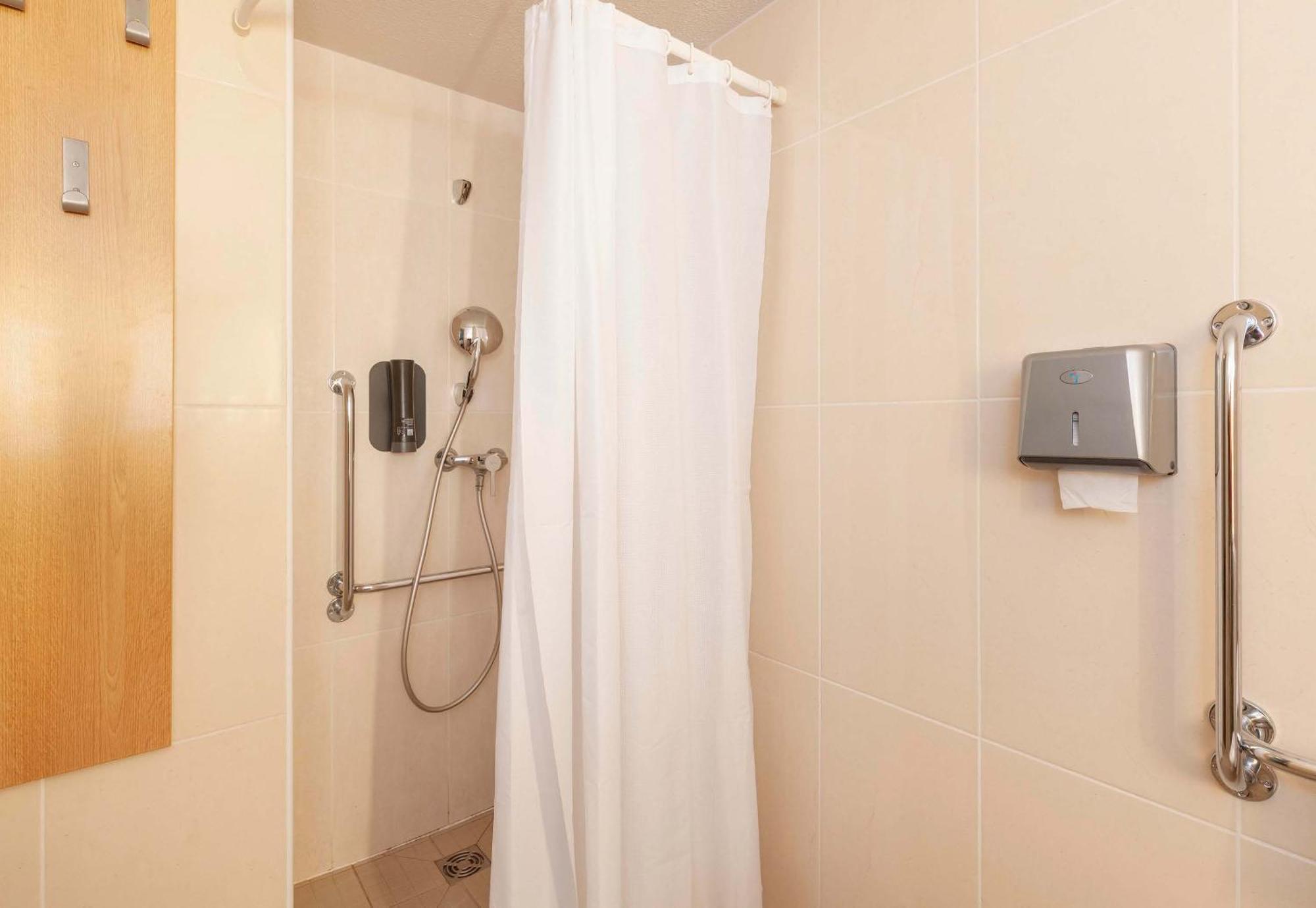 B&B Hotel Bayonne Kültér fotó